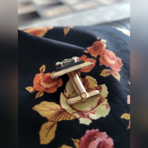 🌟Gem cuff links vintage 2 plus one fish cuff link - Picture 3 of 8